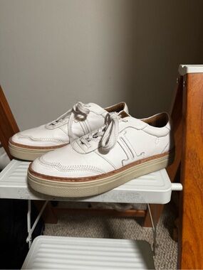 Lucchese Double L Lace Up Sneakers
